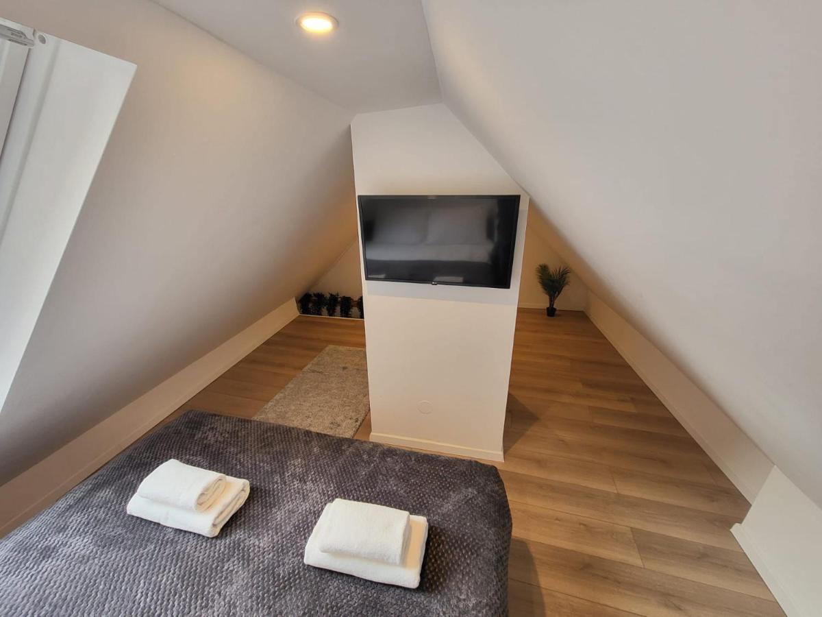 Studio Apartman Mia Ζάγκρεμπ Εξωτερικό φωτογραφία